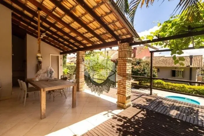 Casa de 3 Dormitórios