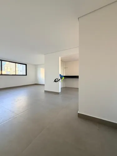 Apartamento Alto Padrão | 4 Quartos | Elevador Privativo | 1 por Andar | Liberdade