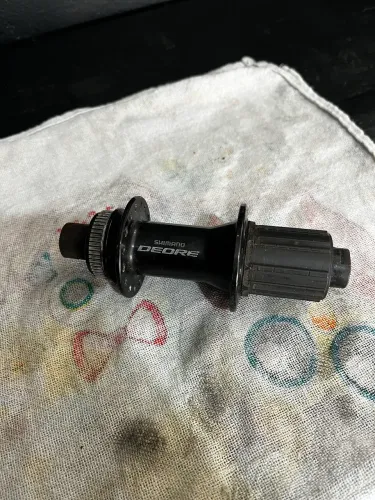Cubo Shimano Deore