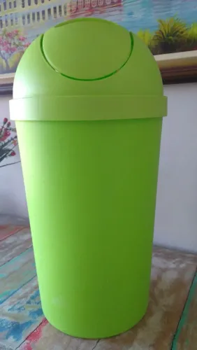 Lixeira nova- COZA.