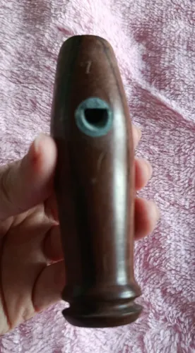 Apito Pio de madeira.