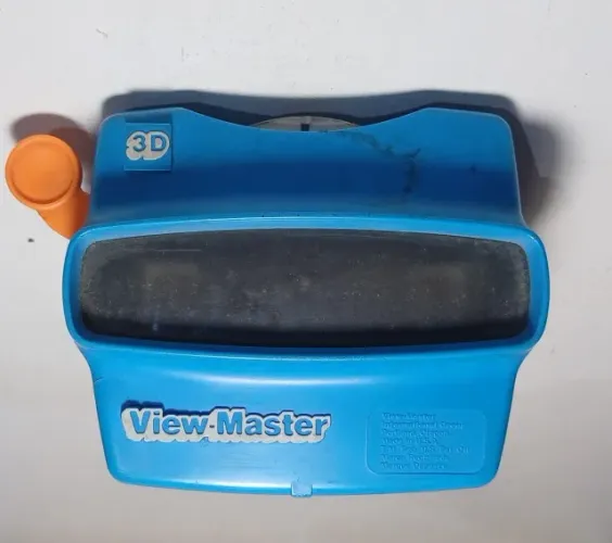 brinquedo antigo visualizador View-Master 3D azul vintage vai com dois filmes