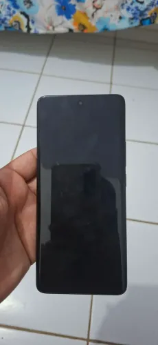 POCO M8 