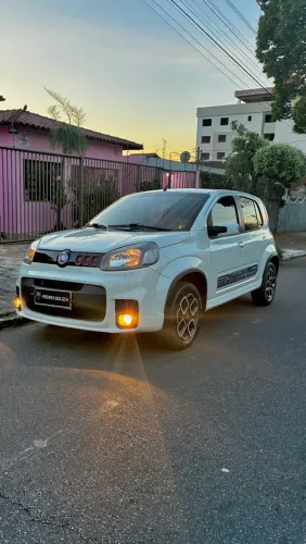 Fiat Uno Sporting 1.4 EVO Fire Flex 8V 4P 2016