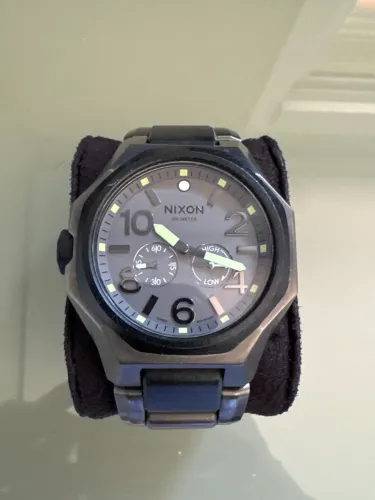 Vendo relógio Nixon 