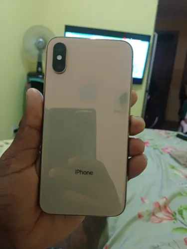 IPhone xs 512 gb face id off o resto tudo ok 700 sem choro