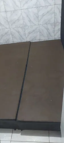 Cama king com colchão