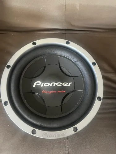 Pioneer novo na caixa para vender logo