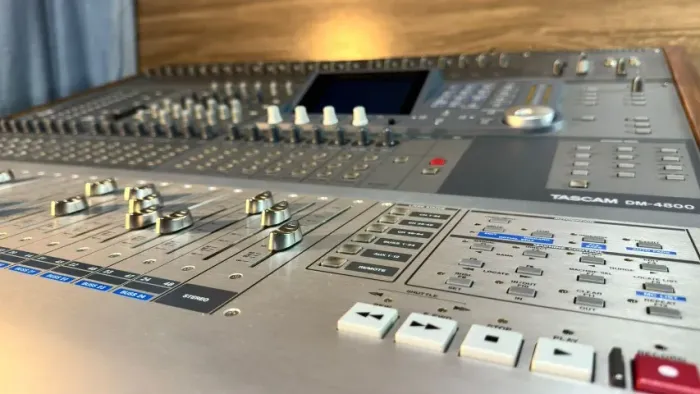 TASCAM DM-4800 / Console / Mesa de som