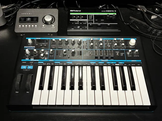 Sintetizado Novation Bass Station II