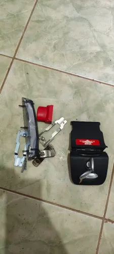 Kit acessórios e tranca givi com 2 chaves