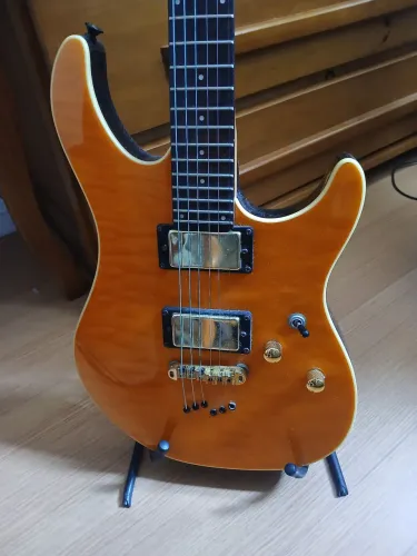 Guitarra Peavey Predator plus Exp