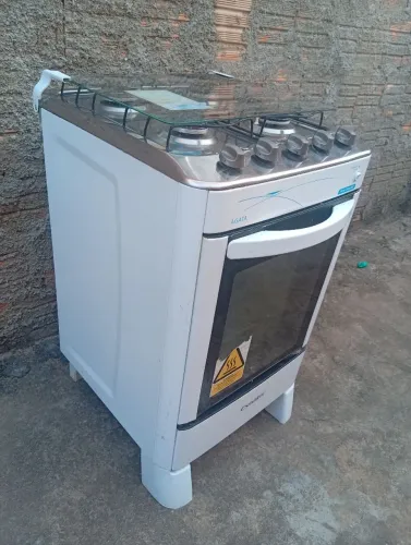 Fogão semi novo