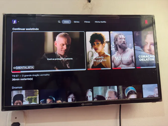 Televisão 32(vizzion)retirada no Tapana