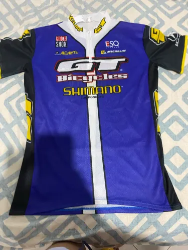 Camisa para ciclismo tamanho G usada