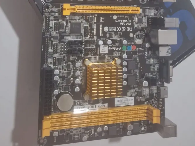 Placa Mãe A68N-2100E Rev 6.0 + Processador AMD Integrado