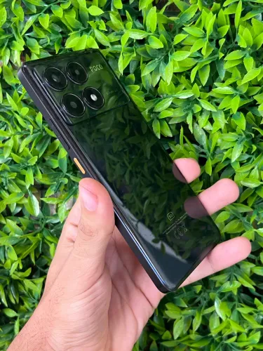 Xiaomi Poco X6 Pro, 512gigas/18ram. 1chip. Funciona perfeitamente 