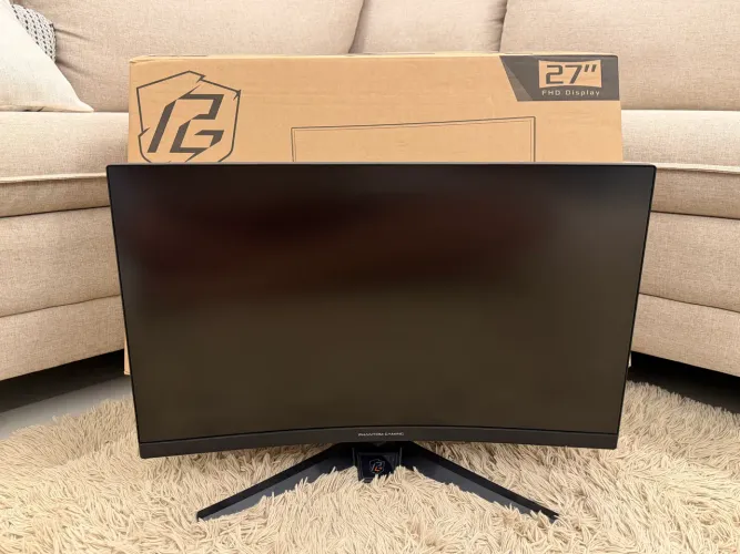 Monitor 240Hz 27P Asrock Phantom Curvo