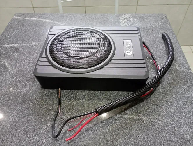 Subwoofer Aiker 600w