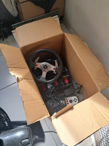 VOLANTE LOGITECH G25