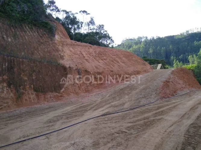 Terreno com 1.000m² no Bairro São João-Brusque!!