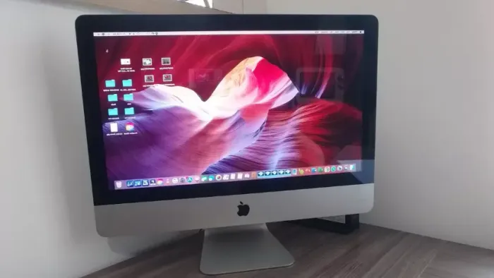 iMac 21.5 2011 / Core I5 2,5ghz / 20gb Memória / 500gb Hd (Usado)