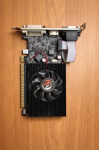 Placa De Vídeo Pcyes Nvidia Geforce G 210, 1GB, DDR3, 64Bits