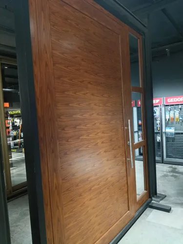 Porta madeiradade alumínio s *