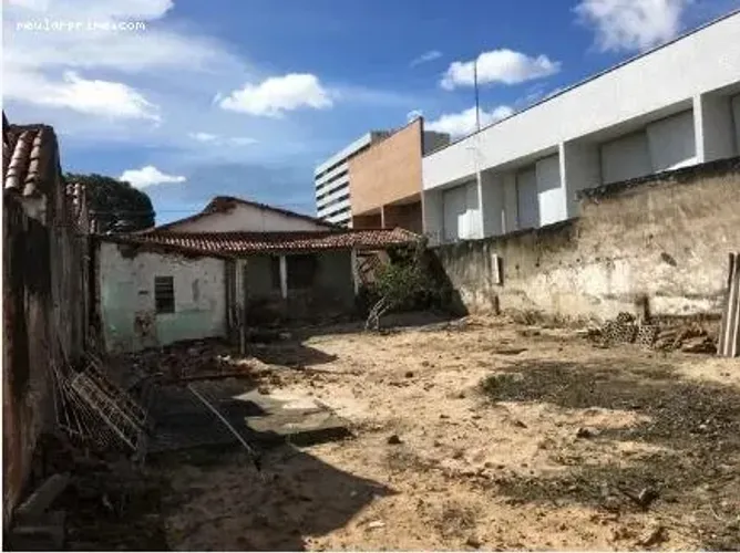 Terreno para Venda em Fortaleza / CE no bairro Damas