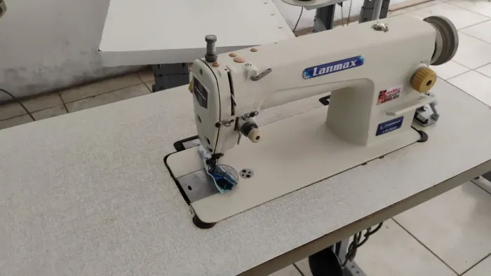Maquina de Costura Reta Lanmax (Parcelo)