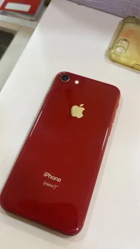Iphone 8 vermelho