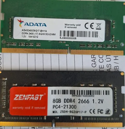 2 pentes de Memória RAM de 8gb para notebook
