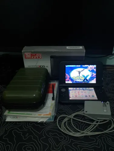Nintendo 3DS XL Desbloqueado com caixa