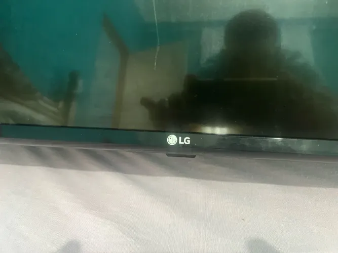 Vendo smart TV LG 43 Tela quebrada