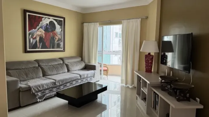 Apartamento temporada Meia Praia, 3 quartos, Itapema