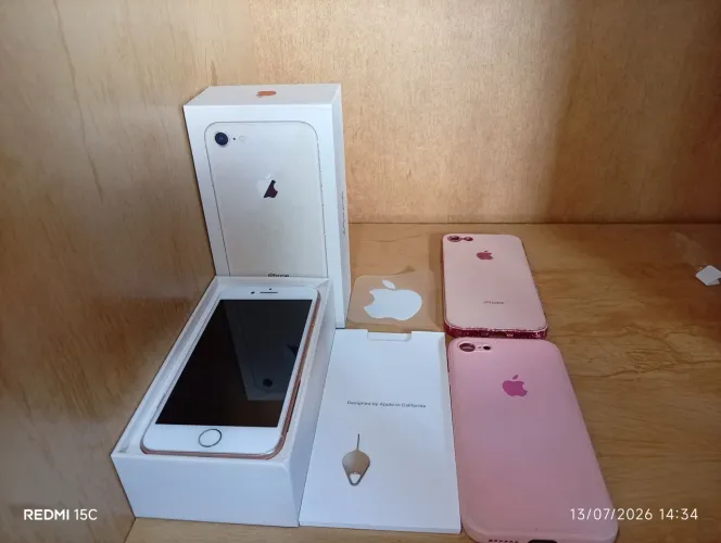 iPhone 8