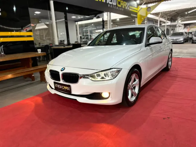 BMW 320I Sport Plus Edition 2.0 Turbo 2013