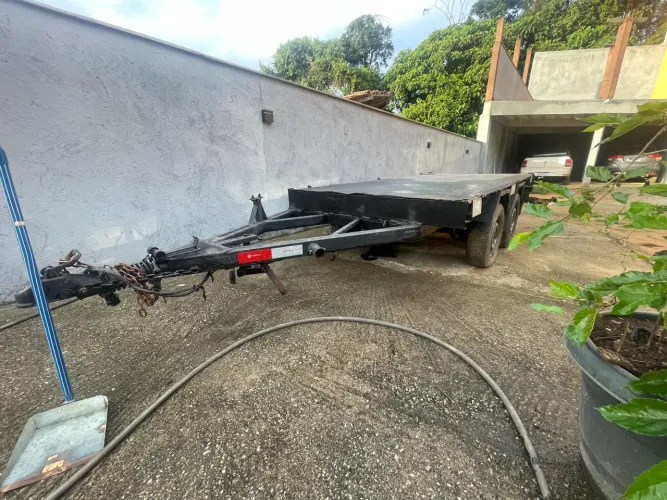 Carretinha trucada (2 eixos)