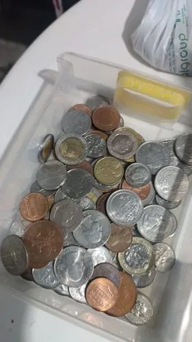 Vende se Moedas
