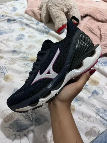 Tênis Mizuno Wave Endeavor