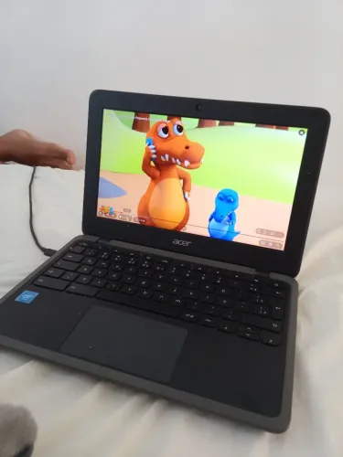 Notebook Acer com touch screen 