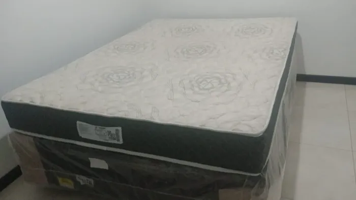 Cama box