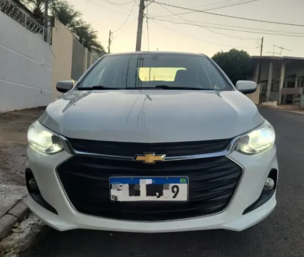 Chevrolet Onix Plus LT 1.0 12V TB Flex Aut. 4P 2020