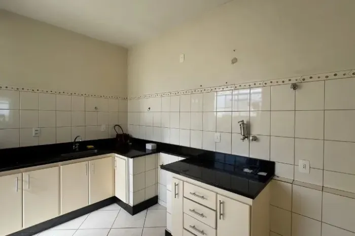 Apto 90 m², 3 quartos, 2 banheiros, região nobre de BH (Anchieta)