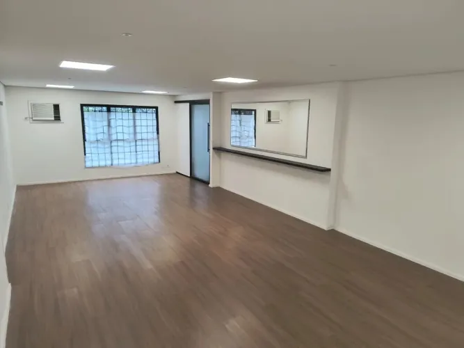 Sala comercial na Rua Pernambuco, 77 - Conjunto 83/85 380 m²