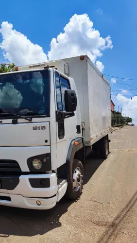 Ford cargo 816 2014