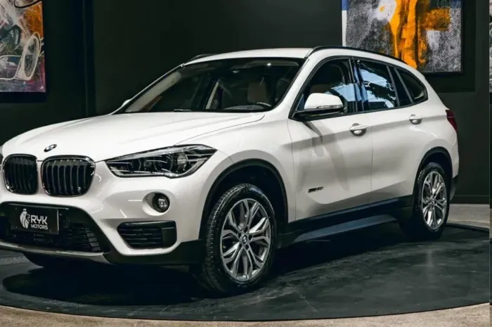 BMW X1 Sdrive 20I X-line 2.0 TB Active Flex 2018
