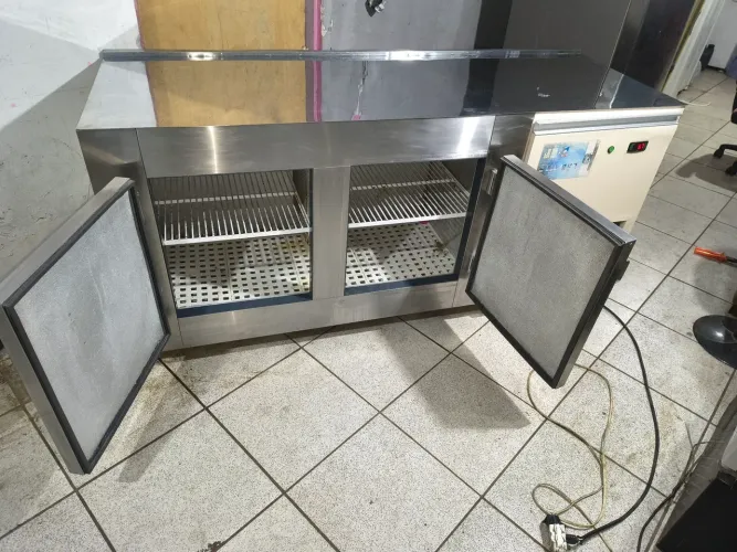 Balcão refrigerado inox 220v controle digital dependendo do local entrega grátis hoje 