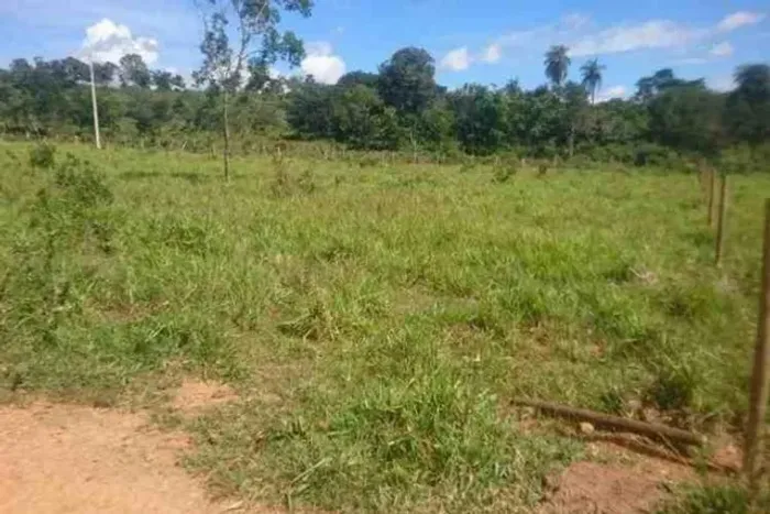 Chácara 1.800m² 100% plana, toda terra de plantio, Jaboticatubas (Temos varias opções).
