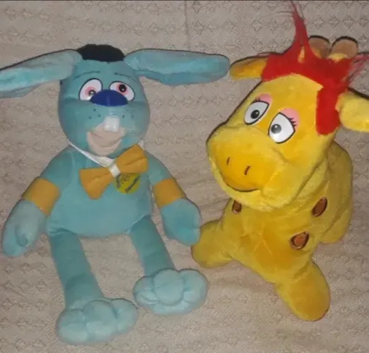 4 pelúcias 60,00 Turma da Arca